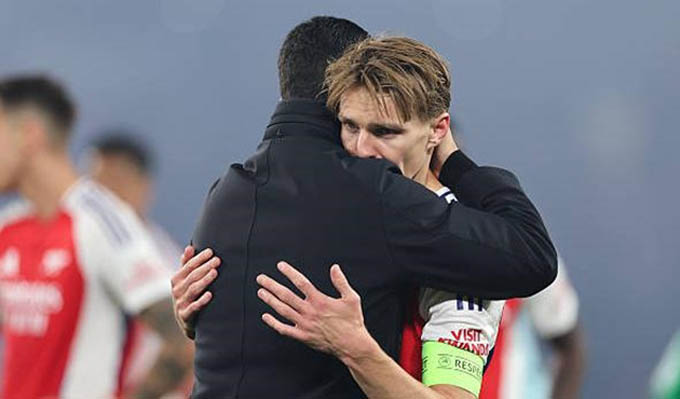 Arsenal đã thua PSG ở bán kết Champions League 2024/25