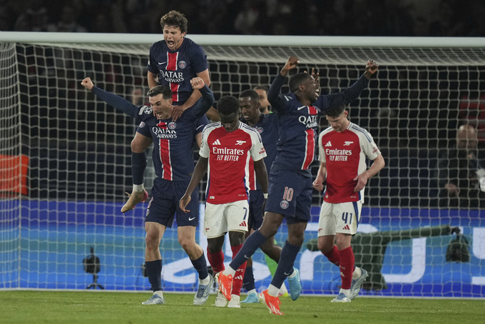 Arsenal thua kém toàn diện trước PSG ở trận bán kết lượt về