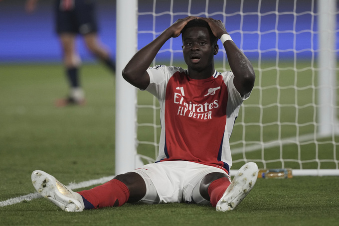 Bukayo Saka gây thất vọng