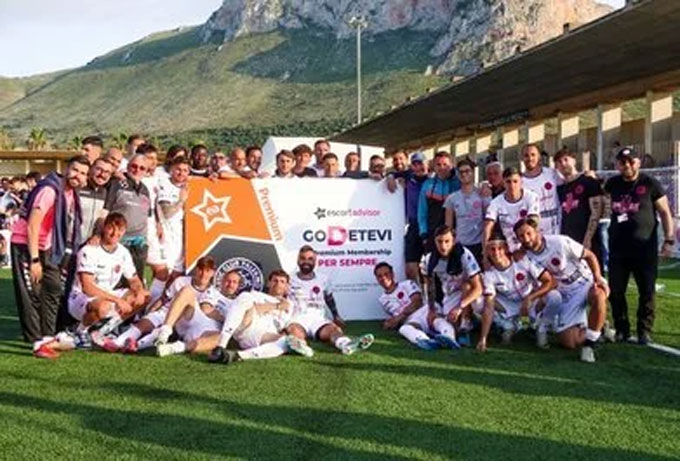 Athletic Palermo nhận quà bất ngờ