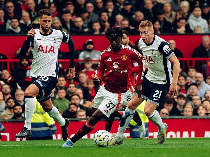 MU sẽ đối đầu với Tottenham ở trận chung kết Europa League 2024/25