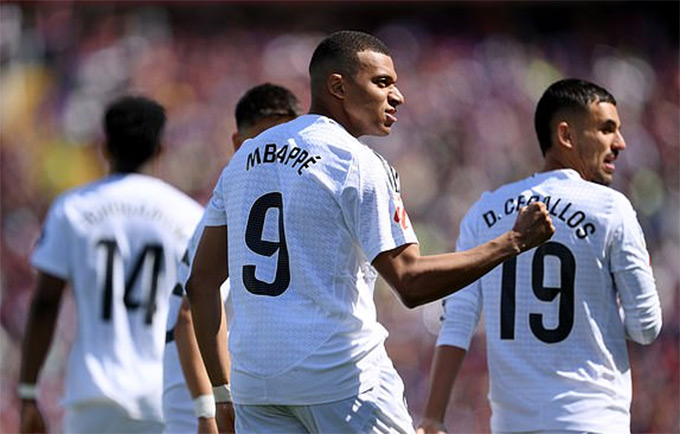 Mbappe tỏa sáng nhưng không giúp Real tránh khỏi thất bại