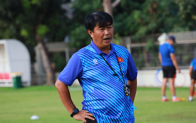 HLV Trần Minh Chiến dẫn dắt CLB Bình Định ở 4 vòng đấu cuối V.League 2024/25 