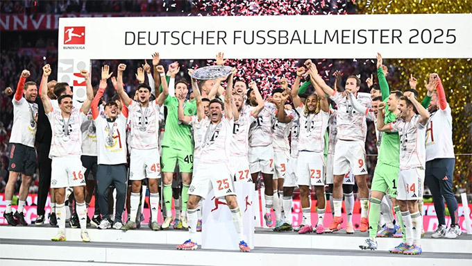 Danh hiệu Bundesliga thứ 13 và cuối cùng của Muller trong màu áo Bayern
