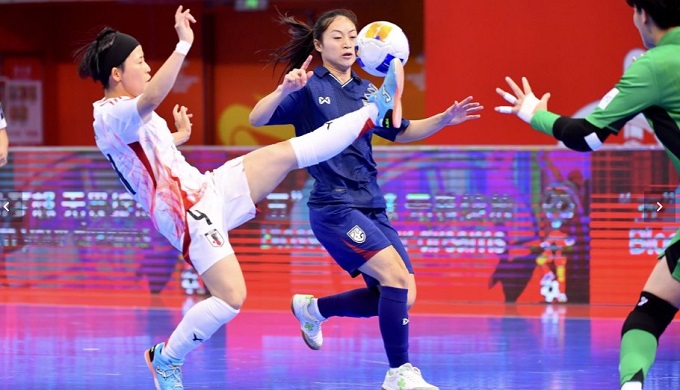 ĐT futsal nữ Nhật Bản (áo trắng) rất mạnh