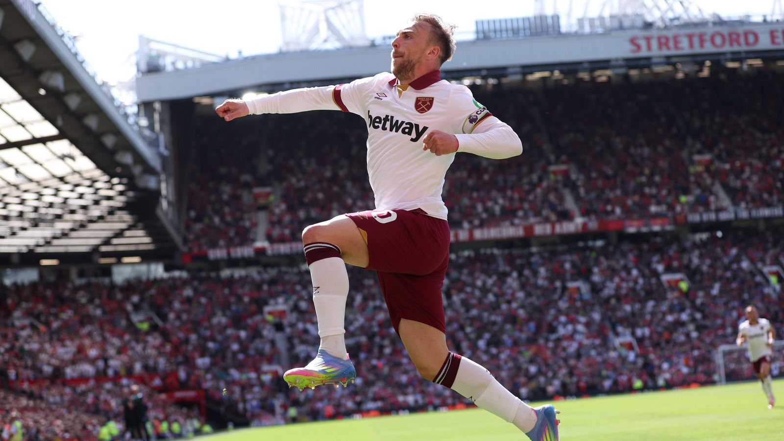 Amorim sau trận thua West Ham đã cay đắng thừa nhận khả năng sẽ không trụ được ở mùa tới nếu phong độ tồi tệ này tiếp tục