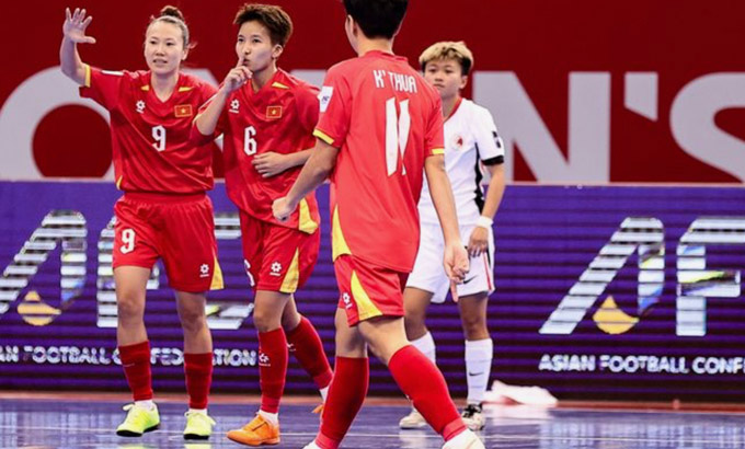 Thanh Hằng (số 9) đóng vai trò rất quan trọng