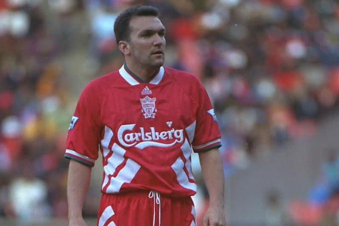 Neil “Razor” Ruddock khi còn khoác áo Liverpool