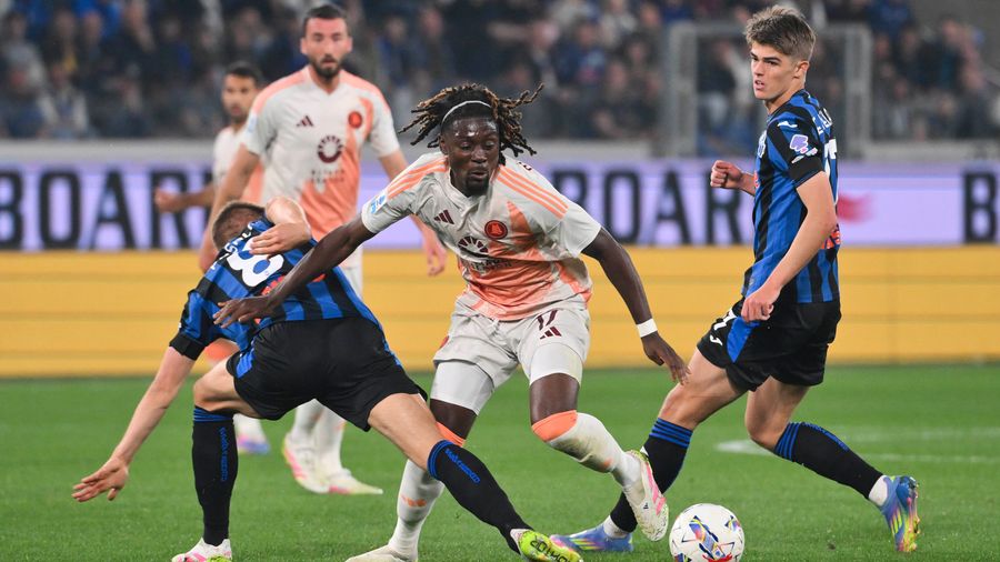 Cú sẩy chân bất ngờ của Roma mang đến quyền tự quyết cho Juventus.