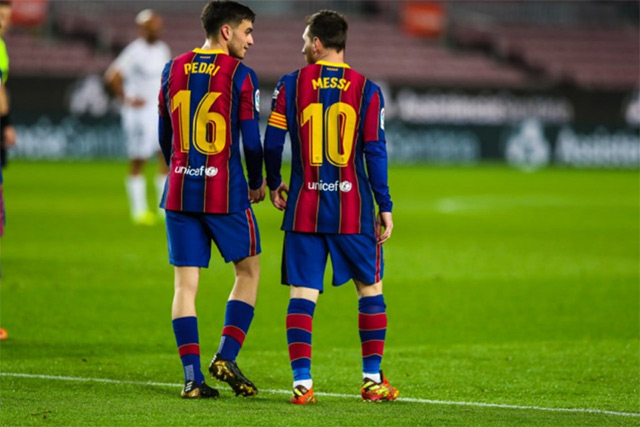 Messi từng là đồng đội của Pedri ở Barca