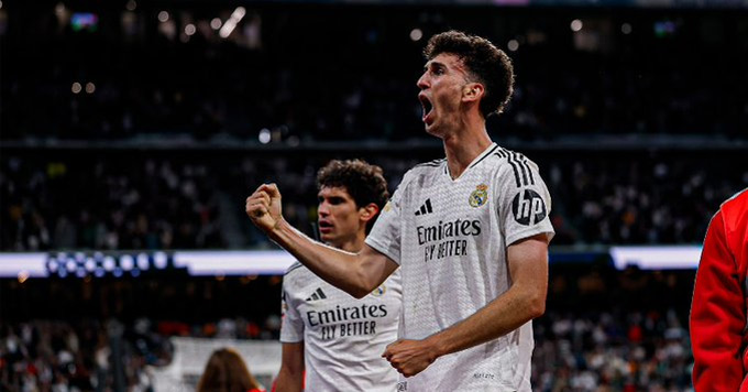 Jacobo Ramon ấn định chiến thắng cho Real ở phút bù giờ thứ 5