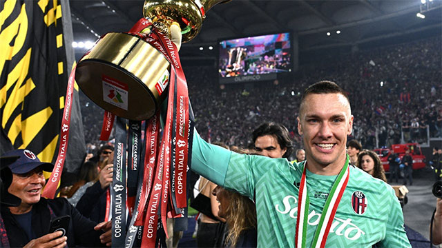 Skorupski đã có được danh hiệu đầu tiên trong sự nghiệp
