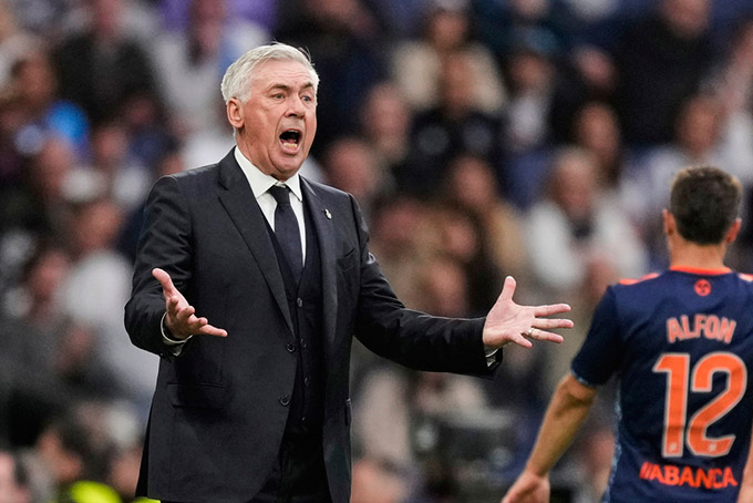 HLV Ancelotti nhấn mạnh Real Madrid chưa từ bỏ cuộc đua vô địch La Liga