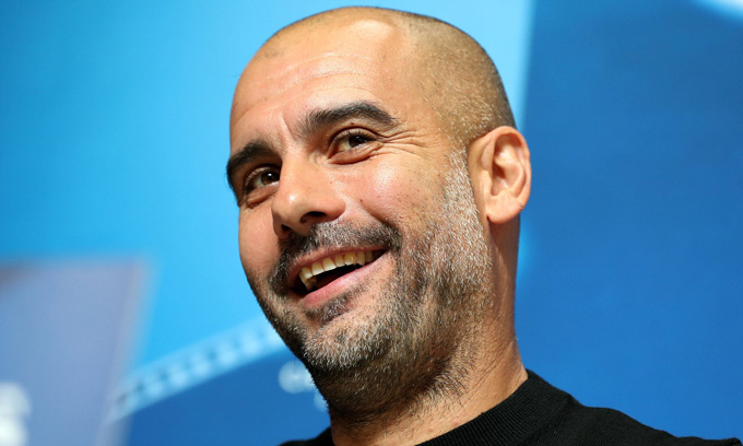 Guardiola đang hướng bộ ba tiền vệ trong mơ cho Man City mùa tới