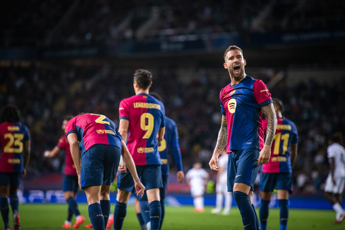 Từ cái tên cần thanh lý, Inigo Martinez đã trở thành thủ lĩnh hàng thủ của Barca.