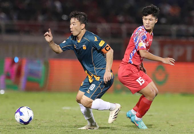Minh Vương sẽ rời HAGL sau V.League 2024/25