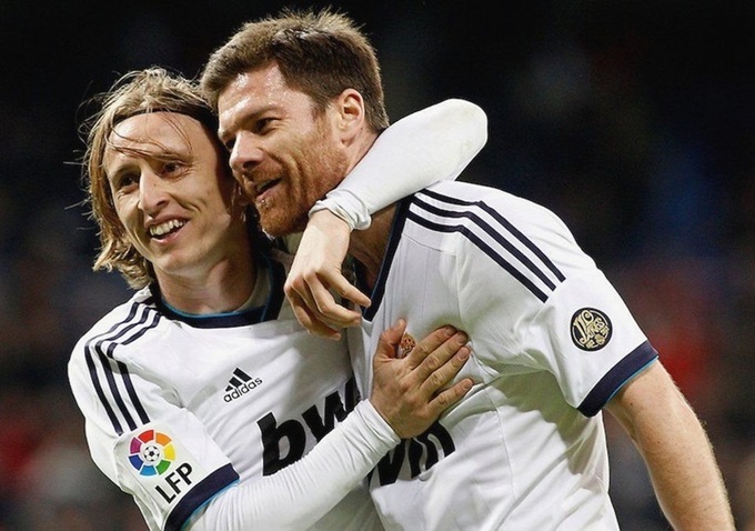 Modric và Alonso từng là đồng đội ở Real Madrid