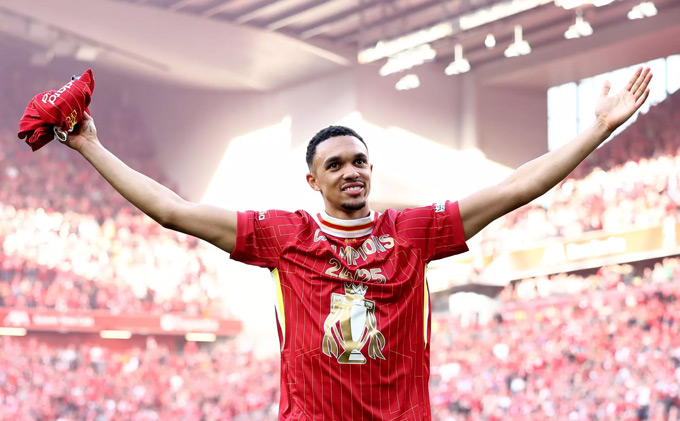 Alexander-Arnold sẽ rất hợp với hệ thống 3 hậu vệ, khi anh đóng vai trò hậu vệ biên dâng cao