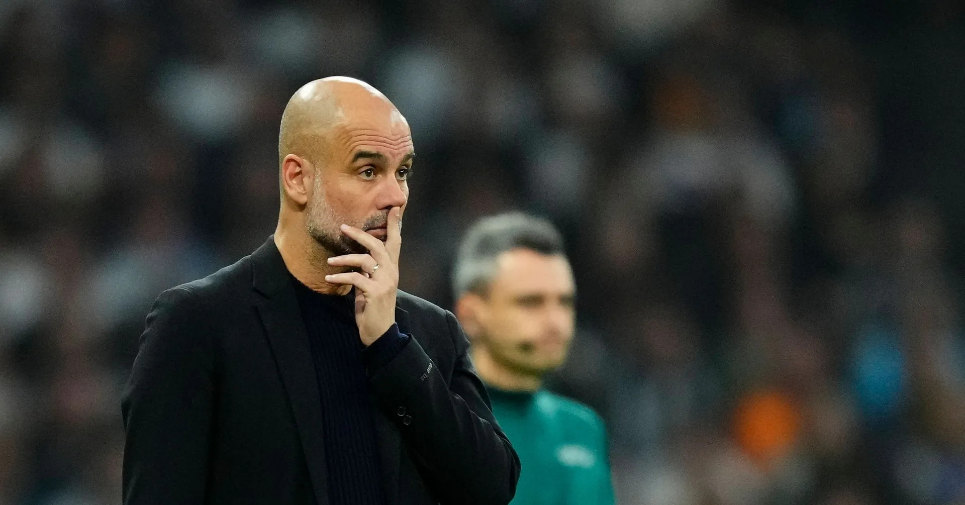 Lần đầu tiên trong sự nghiệp, Pep Guardiola sẽ có một mùa giải trắng tay hoàn toàn
