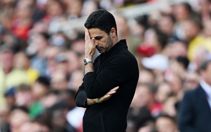 Arteta đang chịu áp lực rất lớn