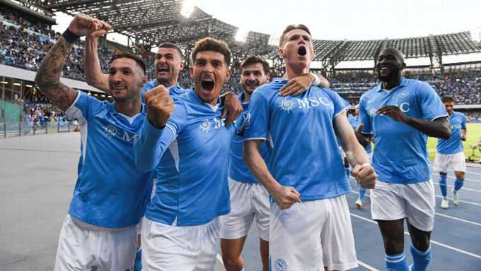 Những chiến binh Vàng của Napoli