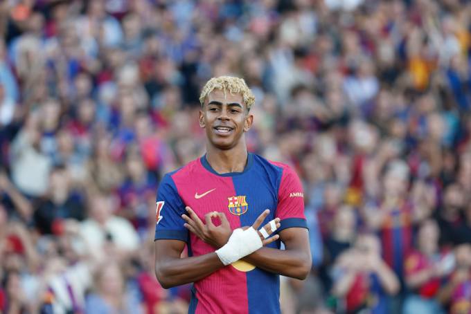 Lamine Yamal hiện là cầu thủ không thể thay thế ở Barca.