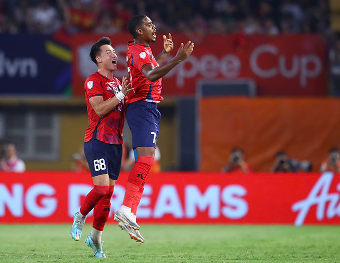 CLB Công an Hà Nội đấu chung kết với Buriram United 