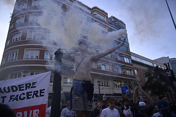 CĐV MU và Tottenham gây rối trước chung kết Europa League 2024/25