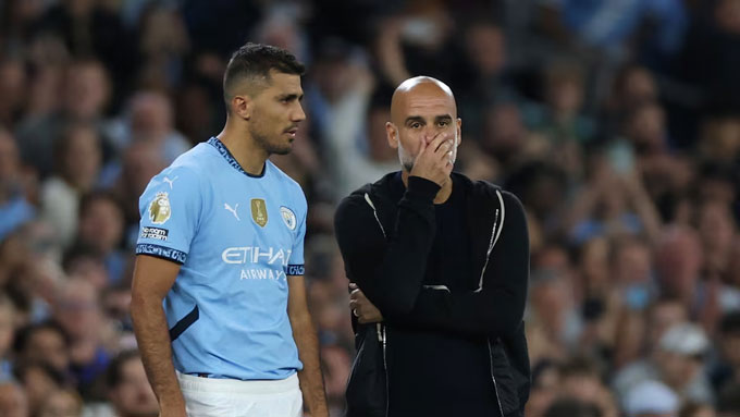 Rodri trở lại thi đấu cho Man City