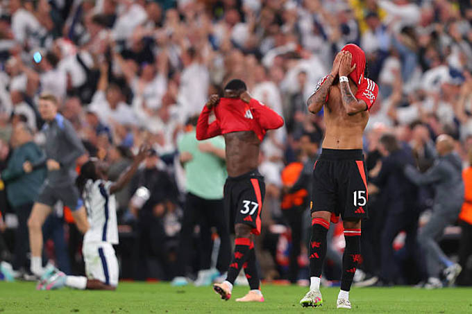 MU thua chung kết Europa League 2024/25