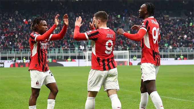 Chukwueze, Jovic và Abraham đều có thể sẽ đá trận cuối cho Milan vào rạng sáng Chủ nhật tuần này