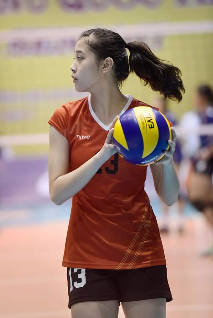 Thu Huyền từng là đội trưởng đội tuyển trẻ quốc gia