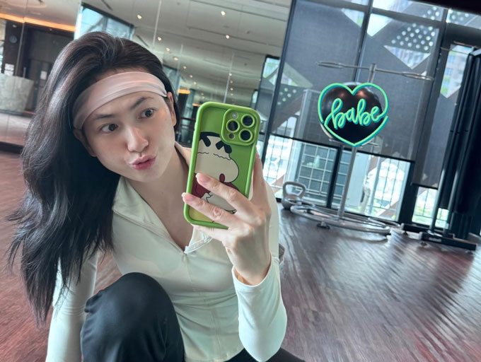 Phương Anh Đào tích cực tập gym để giữ dáng