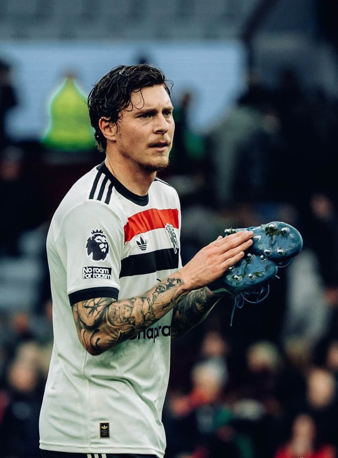Lindelof đã không còn chỗ đứng ở MU