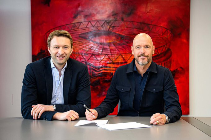 Erik ten Hag chính thức dẫn dắt Leverkusen.