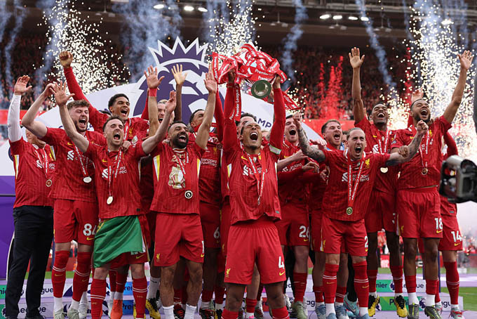 Liverpool vô địch Ngoại hạng Anh 2024/25
