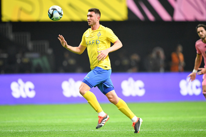 Laporte sắp rời Al Nassr