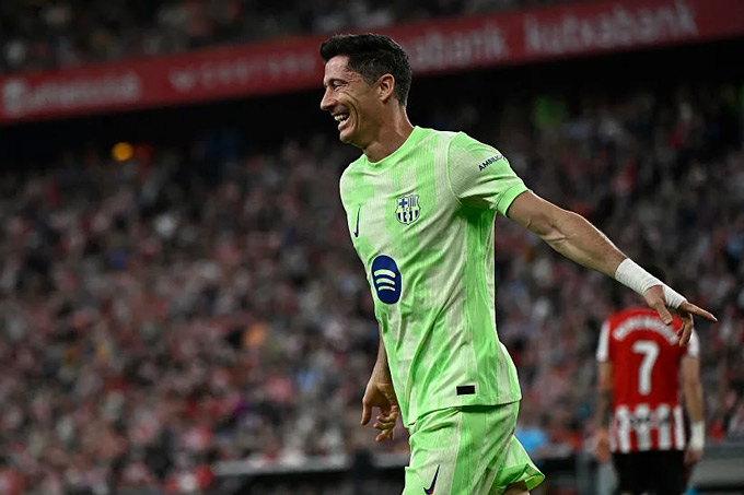 Lewandowski lập được một kỷ lục hiếm có