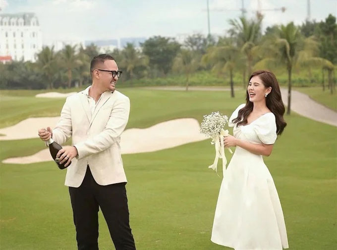 Cặp đôi từng chụp ảnh cưới ngay trên sân golf