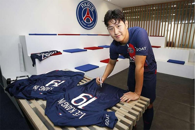Lee từng là ngôi sao hot nhất PSG hè 2023