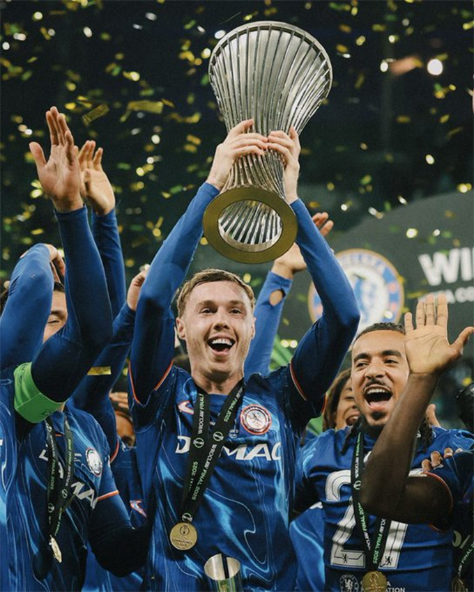 Palmer khép lại mùa giải khó khăn với danh hiệu vô địch đầu tiên tại Chelsea