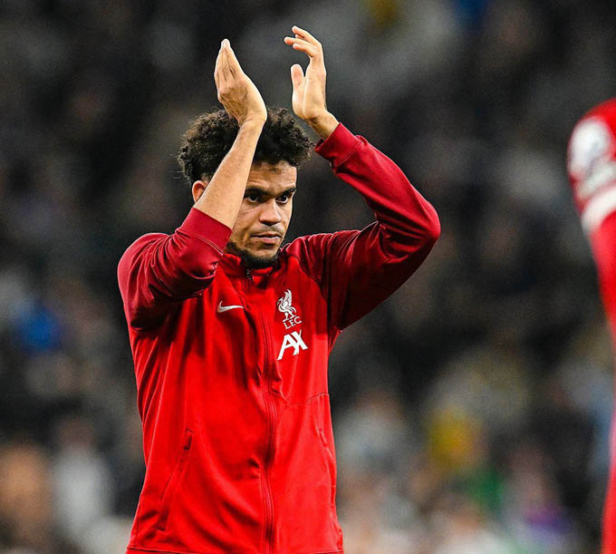  Luis Diaz trong màu áo Liverpool