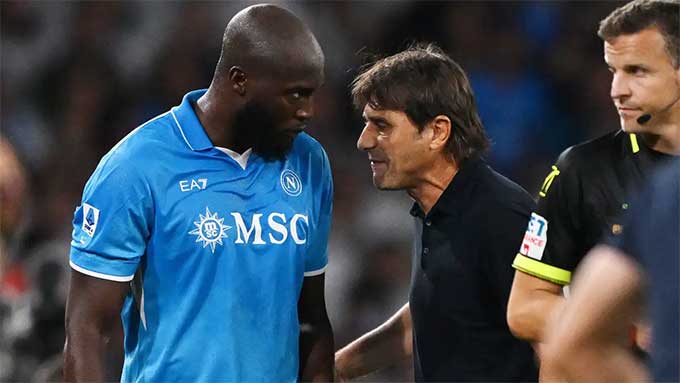 Lukaku cũng thuyết phục ông thầy ở lại