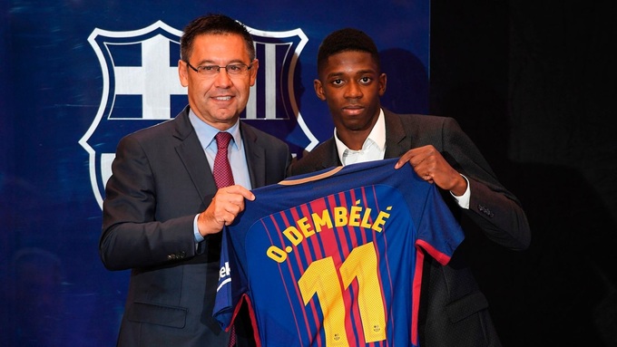 Ousmane Dembele trong ngày ra mắt Barca