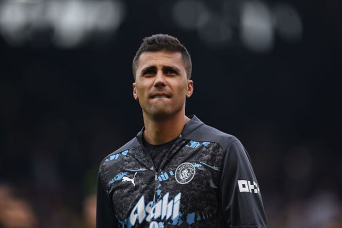 Rodri sắp được Man City\ trao hợp đồng mới