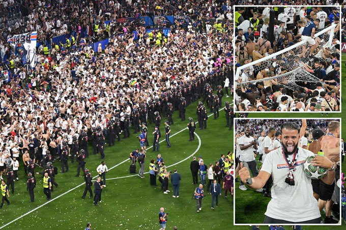 Fan PSG điên cuồng tràn vào sân
