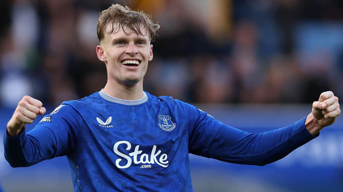Jarrad Branthwaite có phù hợp với Man City