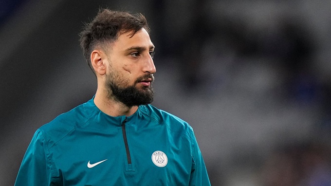 Donnarumma và vết sẹo bên má phải sau cú va chạm nghiêm trọng vào tháng 12 năm ngoái