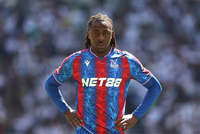 Crystal Palace nguy cơ bị cấm đá Europa League mùa tới