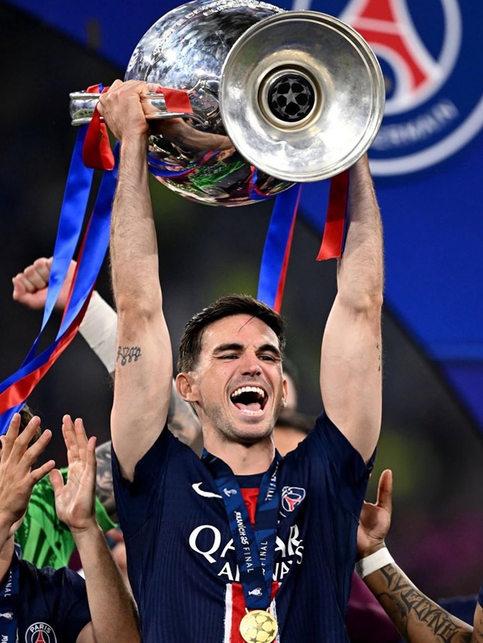 Fabian Ruiz vừa đoạt chức vô địch Champions League cùng PSG